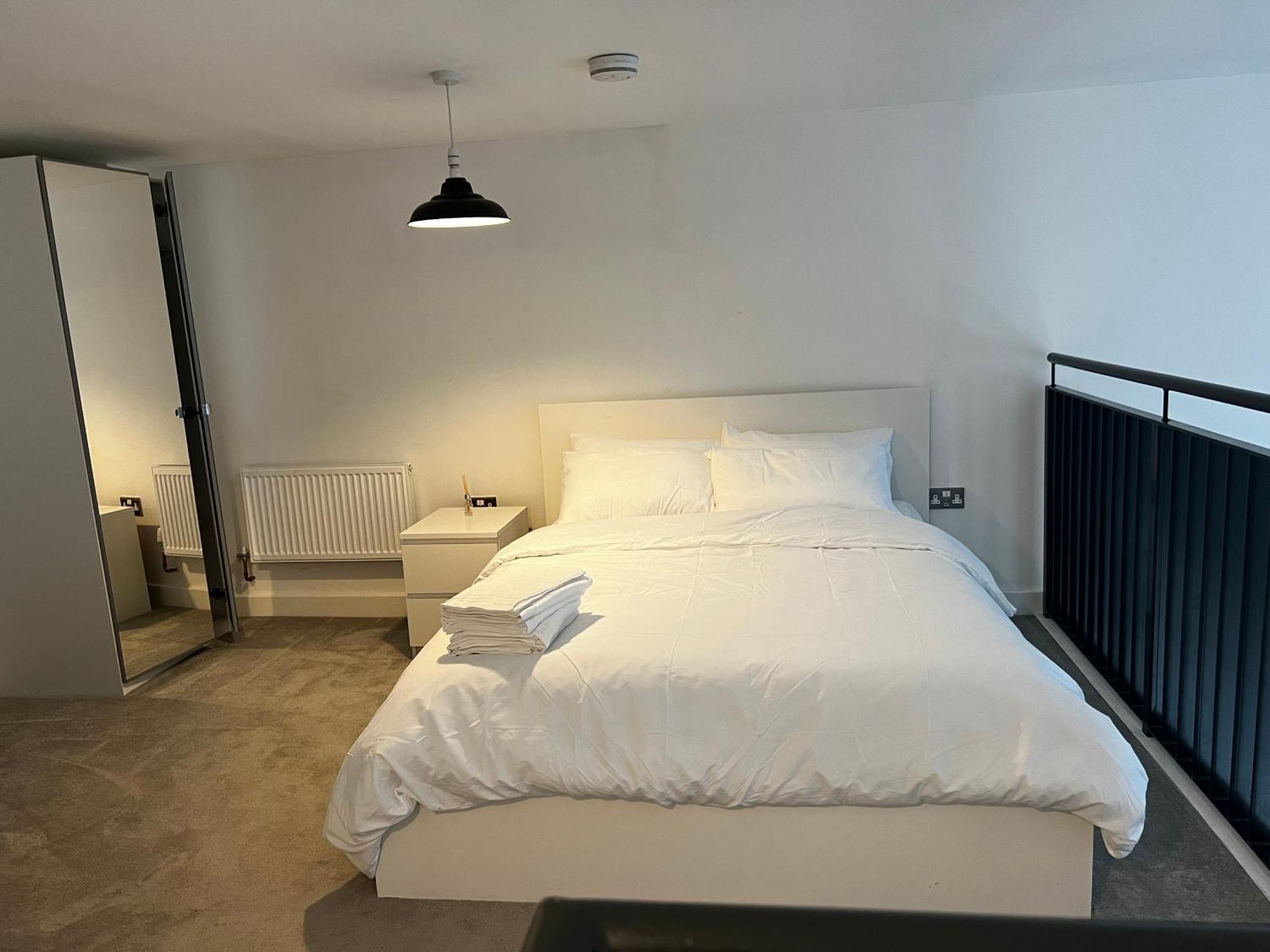 Luxurious 1-Bedroom With Parking Бірмінгем Екстер'єр фото